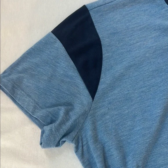 NFL Titans Women’s Light Blue Nike Tee - Picture 4 of 8